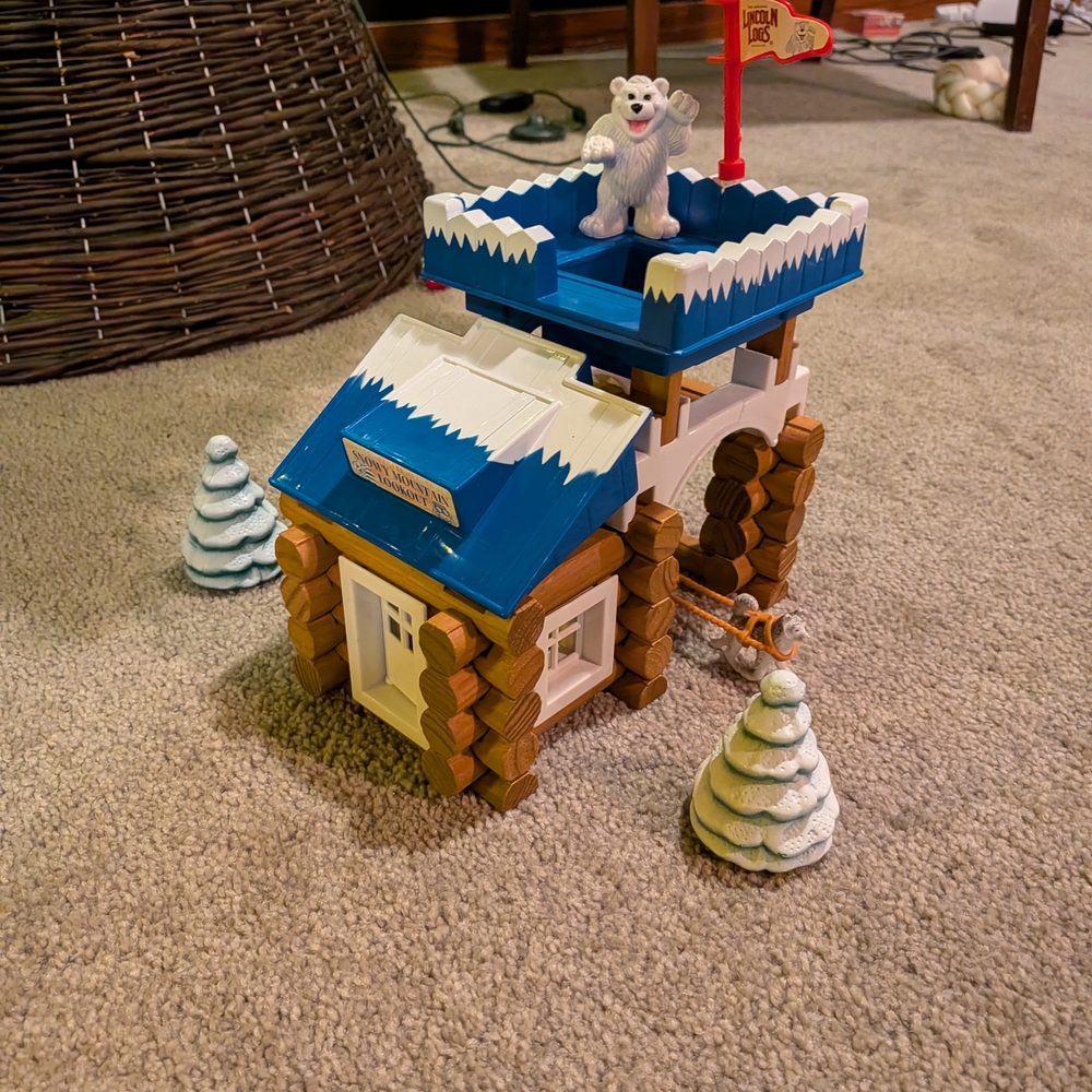 Vintage Lincoln Logs Snowy Mountain Lookout